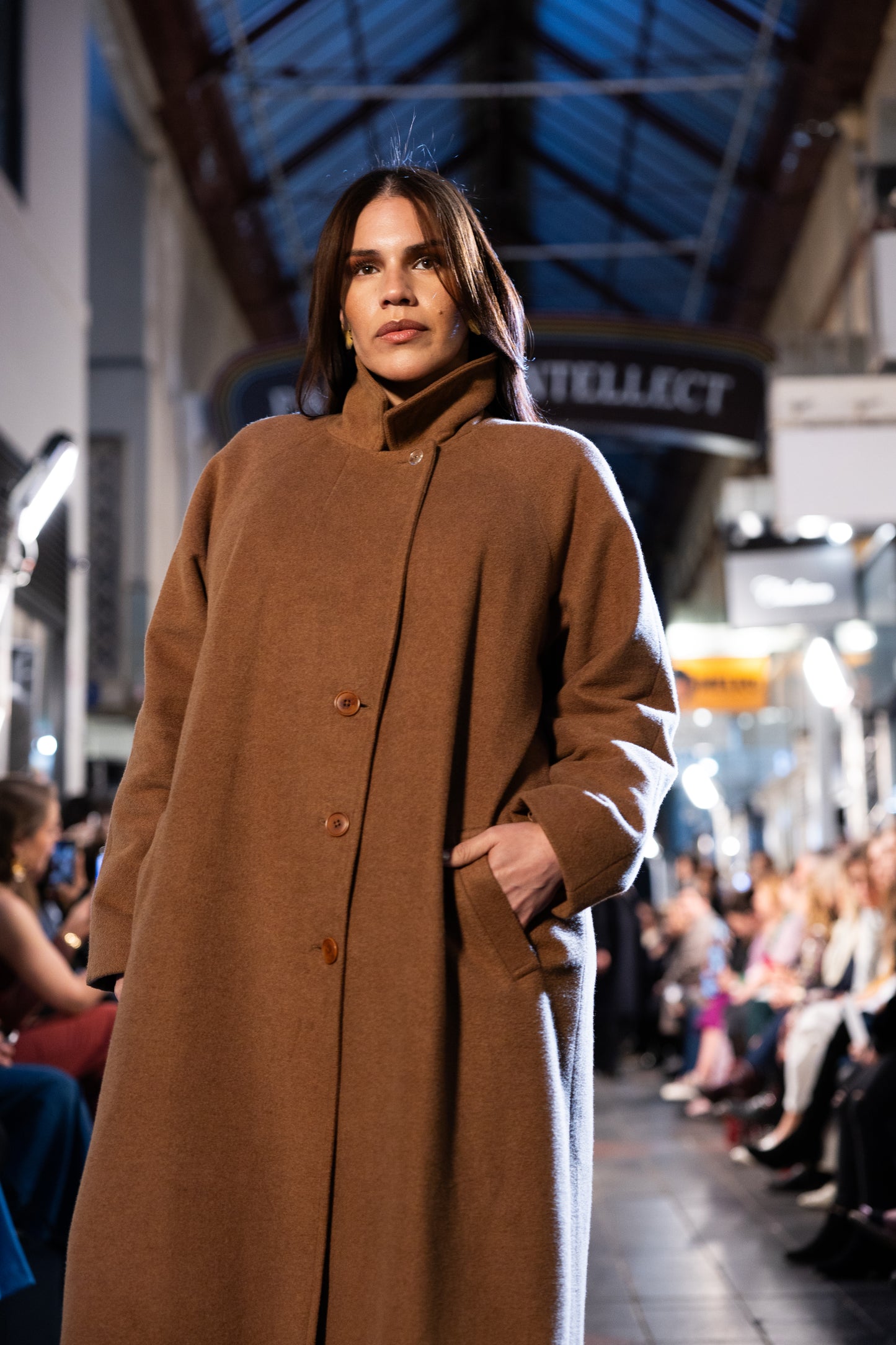Phoenix Single-Breasted Coat in Cinnamon